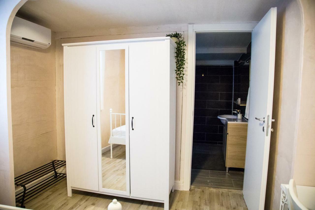 Cucaracha Apartment Catania Exterior photo